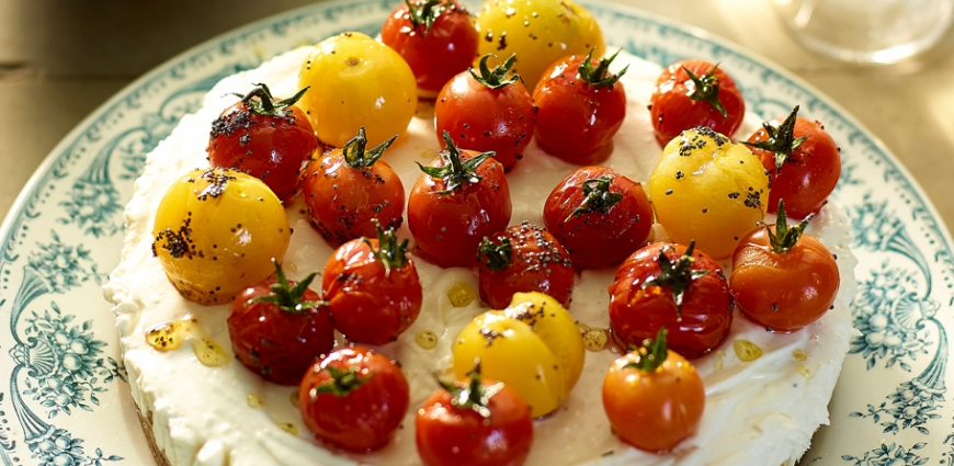 Cheesecake au chèvre et tomates marinées