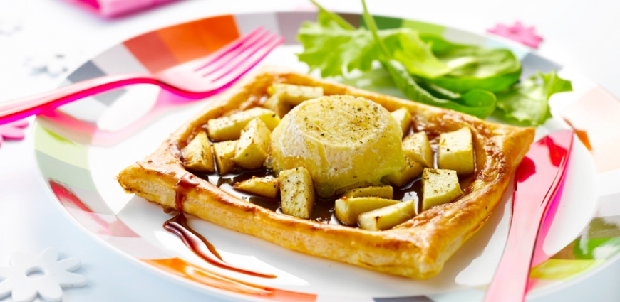 Tartelettes au chèvre, pommes et sirop de Liège