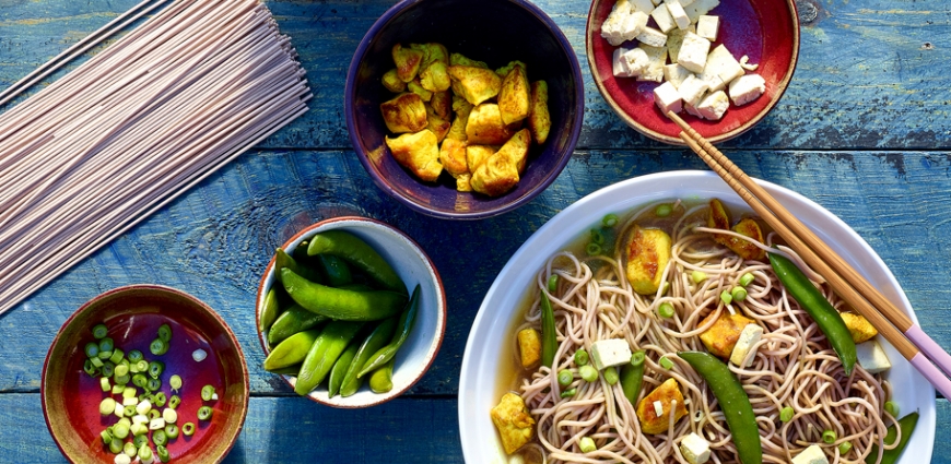 Nouilles soba au poulet