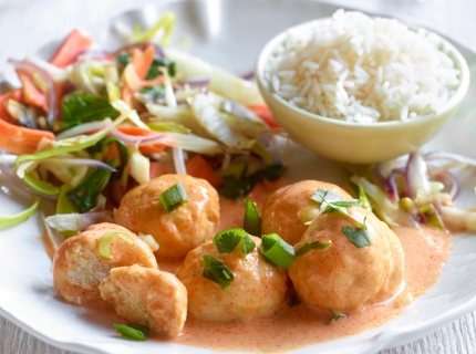 Boulettes de poisson au curry rouge