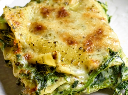 Lasagne à la ricotta, épinards et pesto