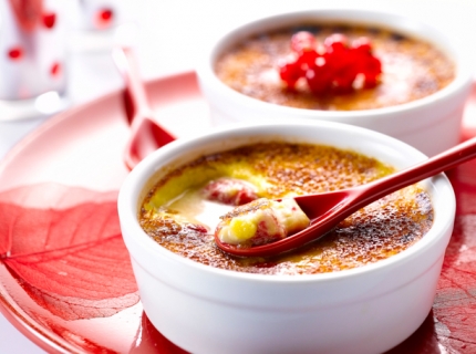 Crème brulée passionnément aux fruits rouges