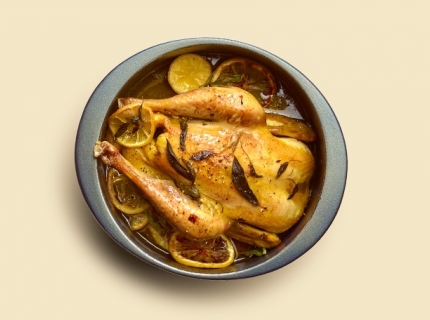  Poulet au citron, à l’ail et à la sauge